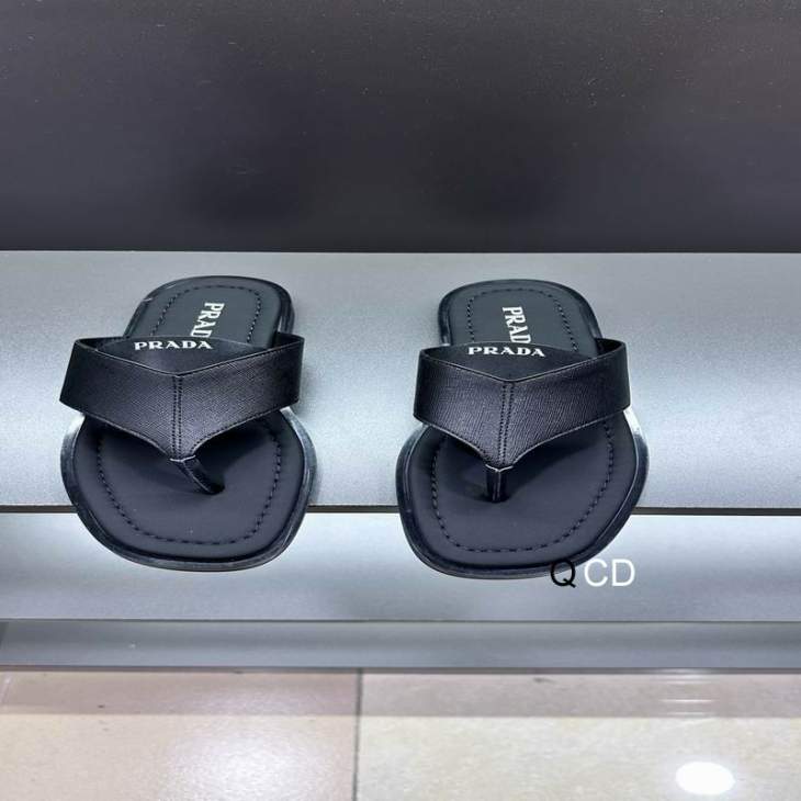 Picture of Prada Slippers _SKUPradasz38-45CD0404123